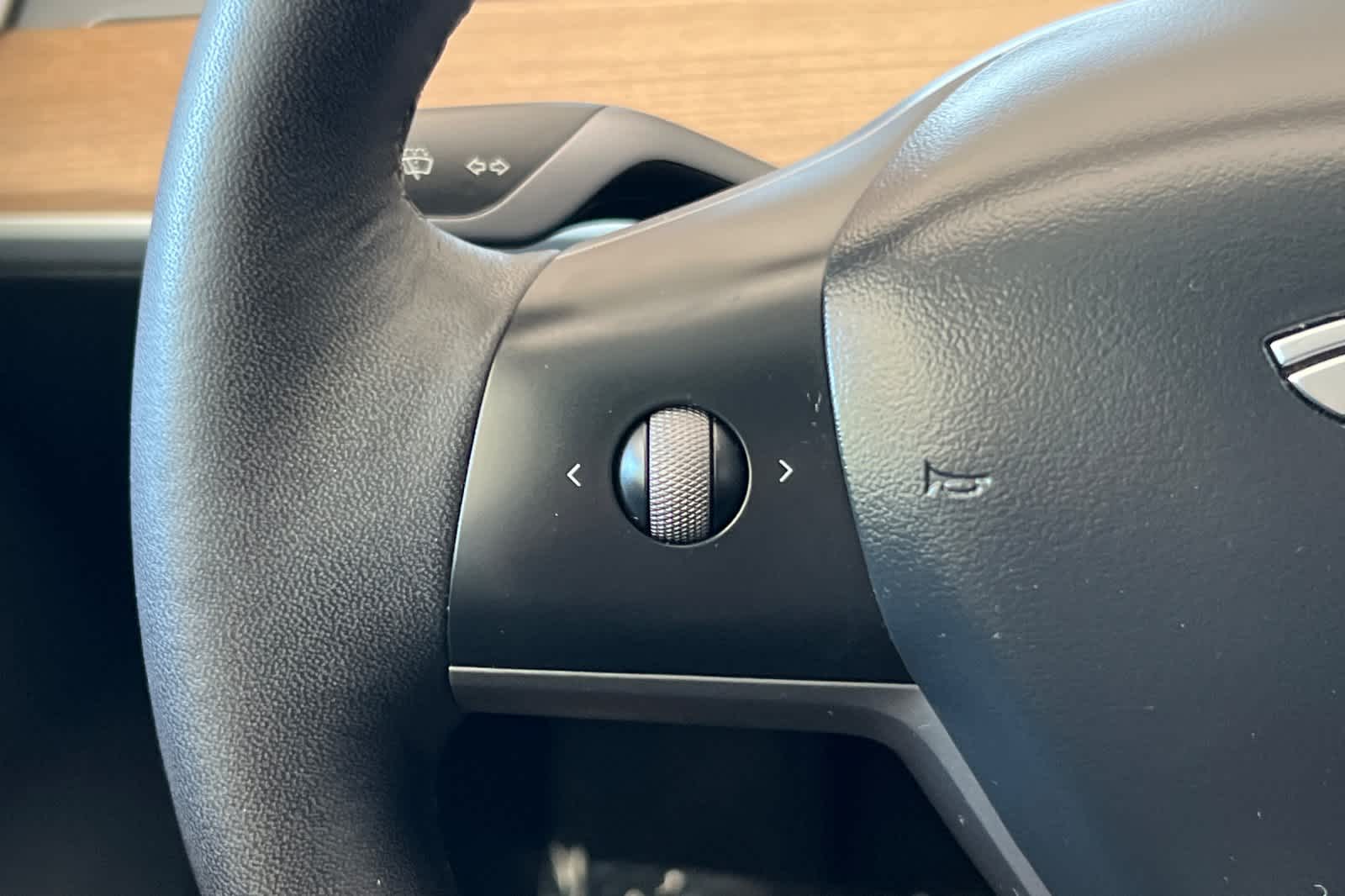 Thumbnail: 2023 Tesla Model 3 - 25