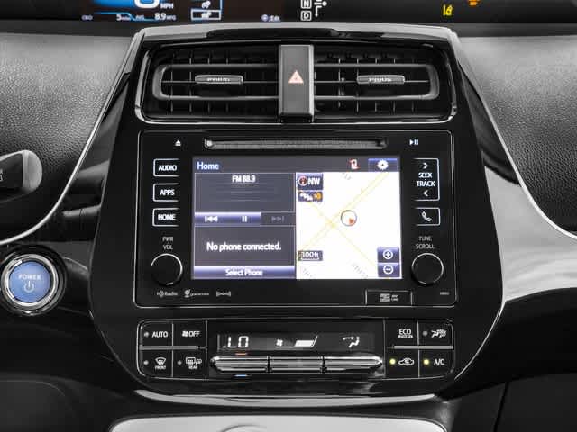 Thumbnail: 2018 Toyota Prius - 12