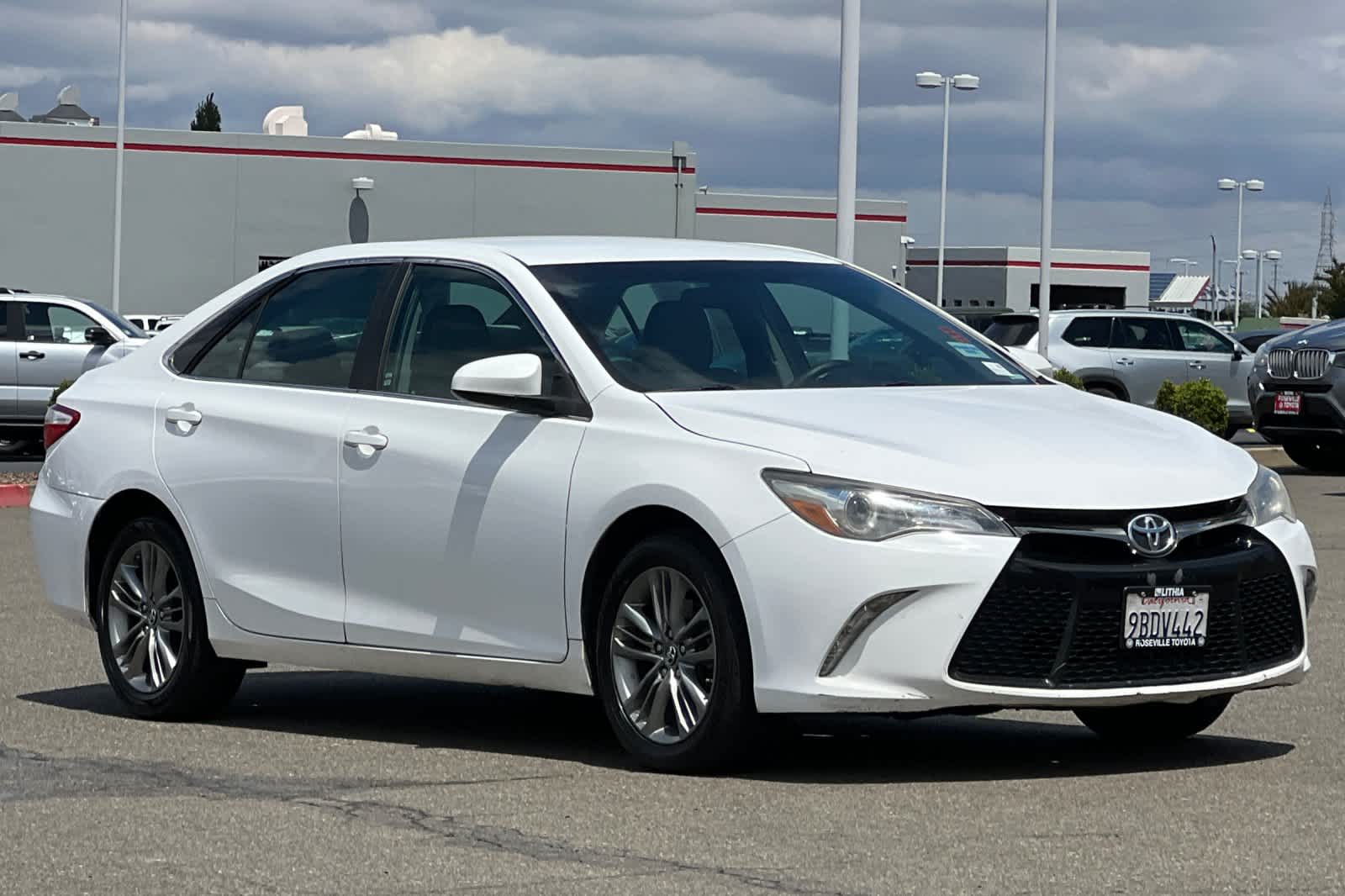 Thumbnail: 2016 Toyota Camry - 4