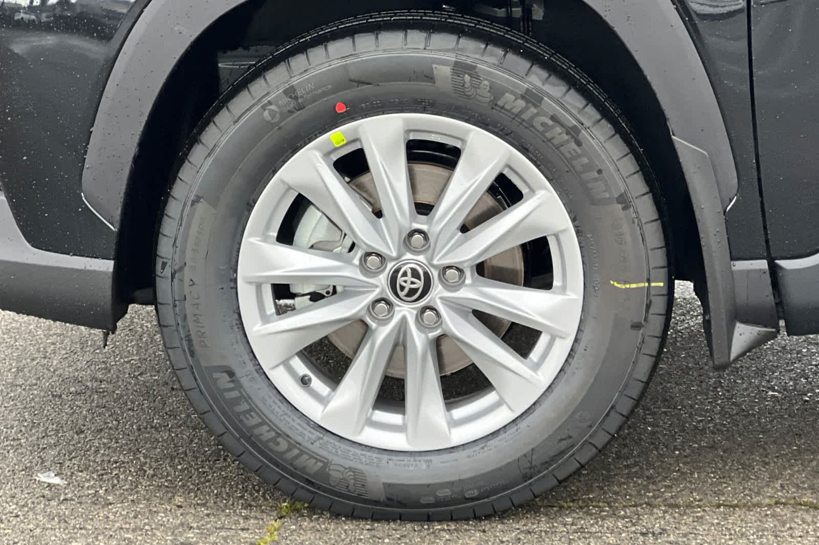 Thumbnail: 2026 Toyota Corolla Cross - 32