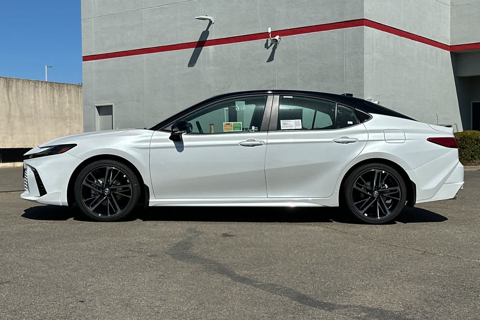 Thumbnail: 2026 Toyota Camry - 5