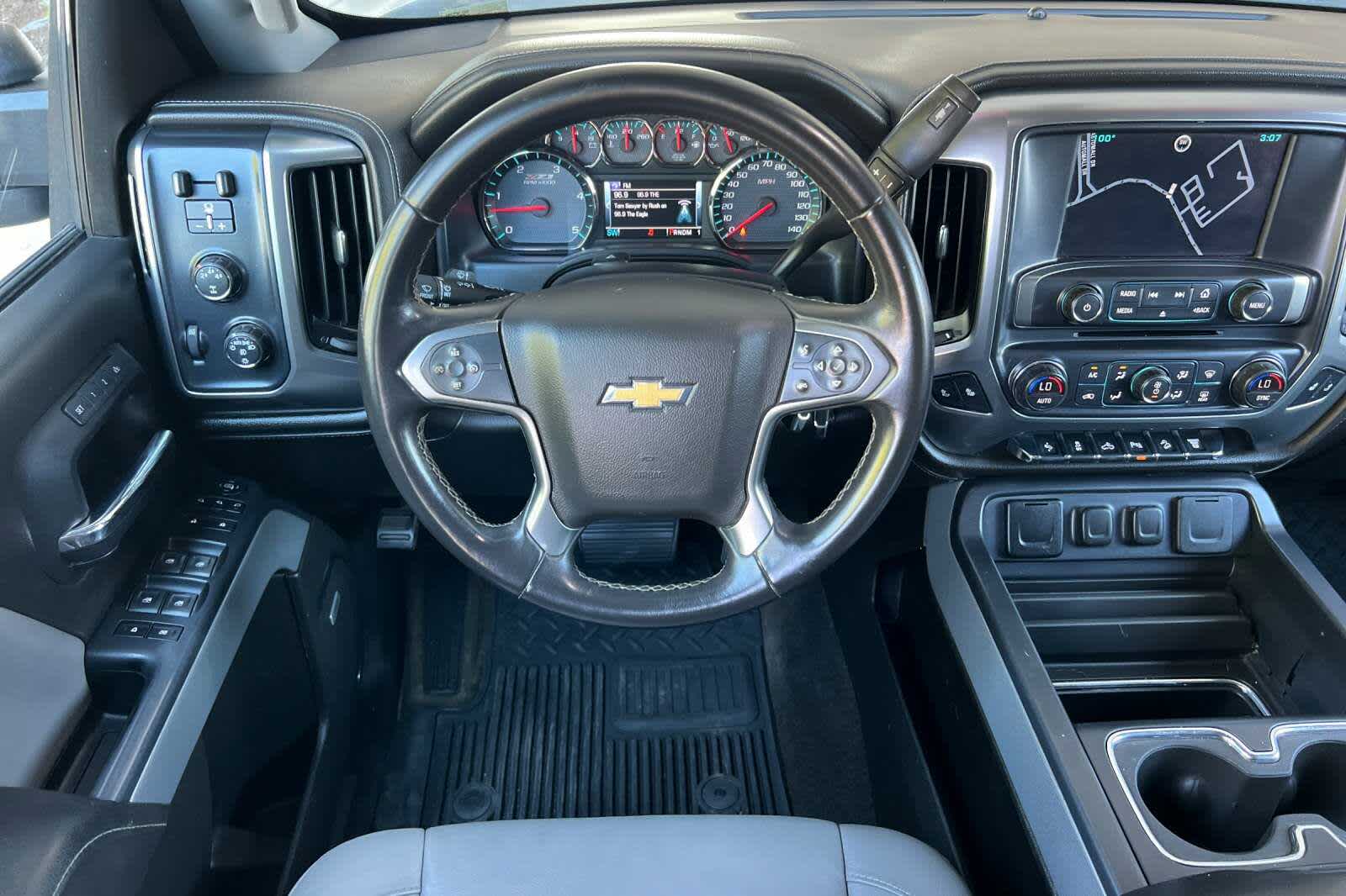 Thumbnail: 2015 Chevrolet Silverado 3500 - 14