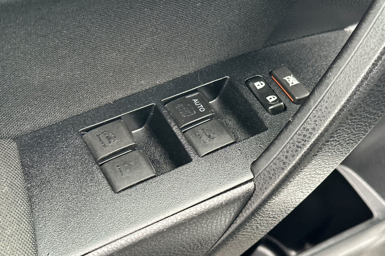 Thumbnail: 2017 Toyota Corolla - 13