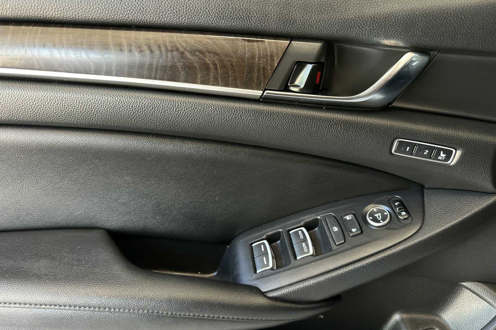 Thumbnail: 2020 Honda Accord - 12