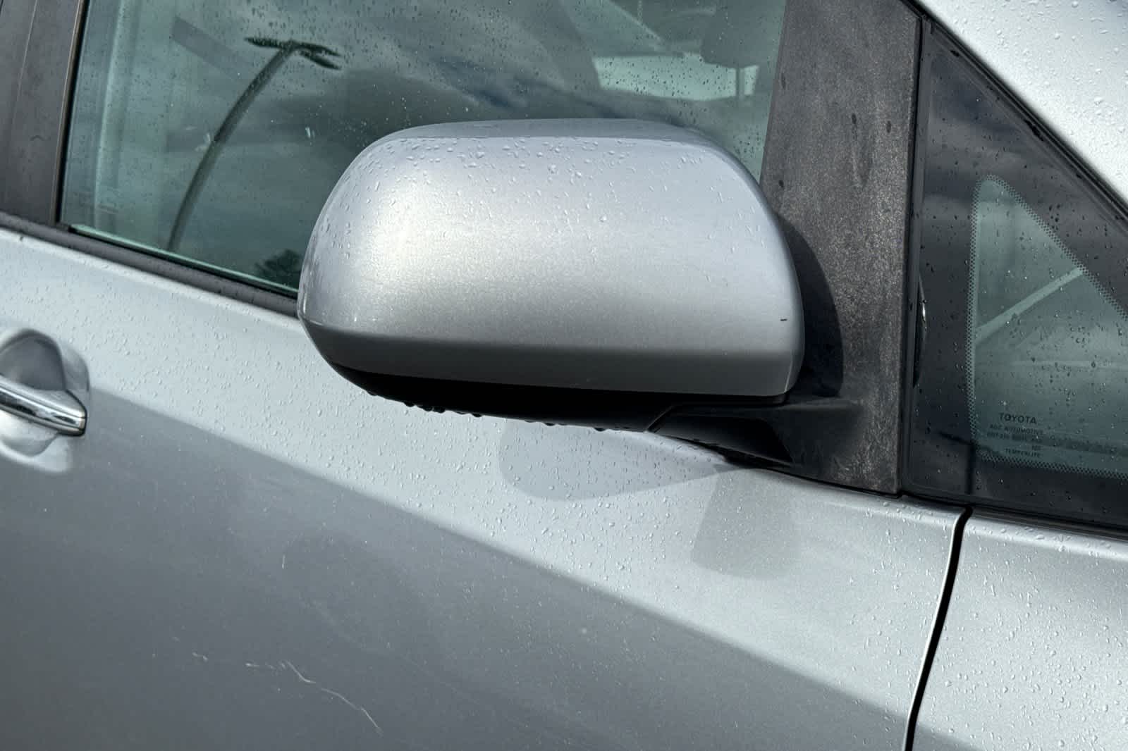 Thumbnail: 2011 Toyota Sienna - 13