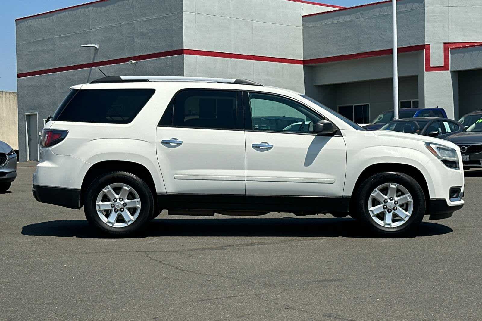 Thumbnail: 2015 GMC Acadia - 6
