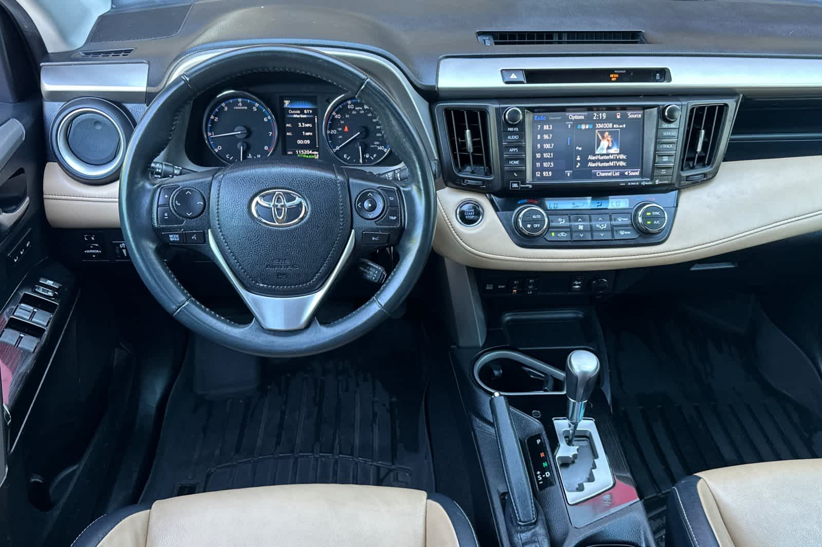 Thumbnail: 2016 Toyota RAV4 - 15