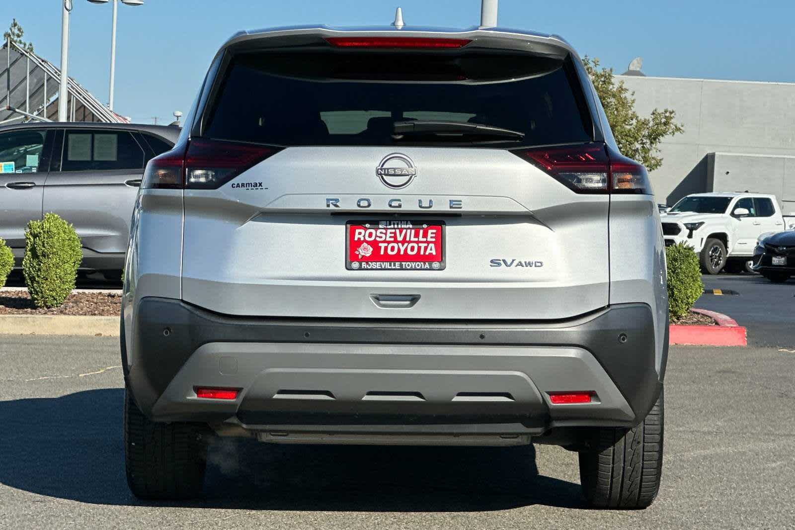 Thumbnail: 2023 Nissan Rogue - 8