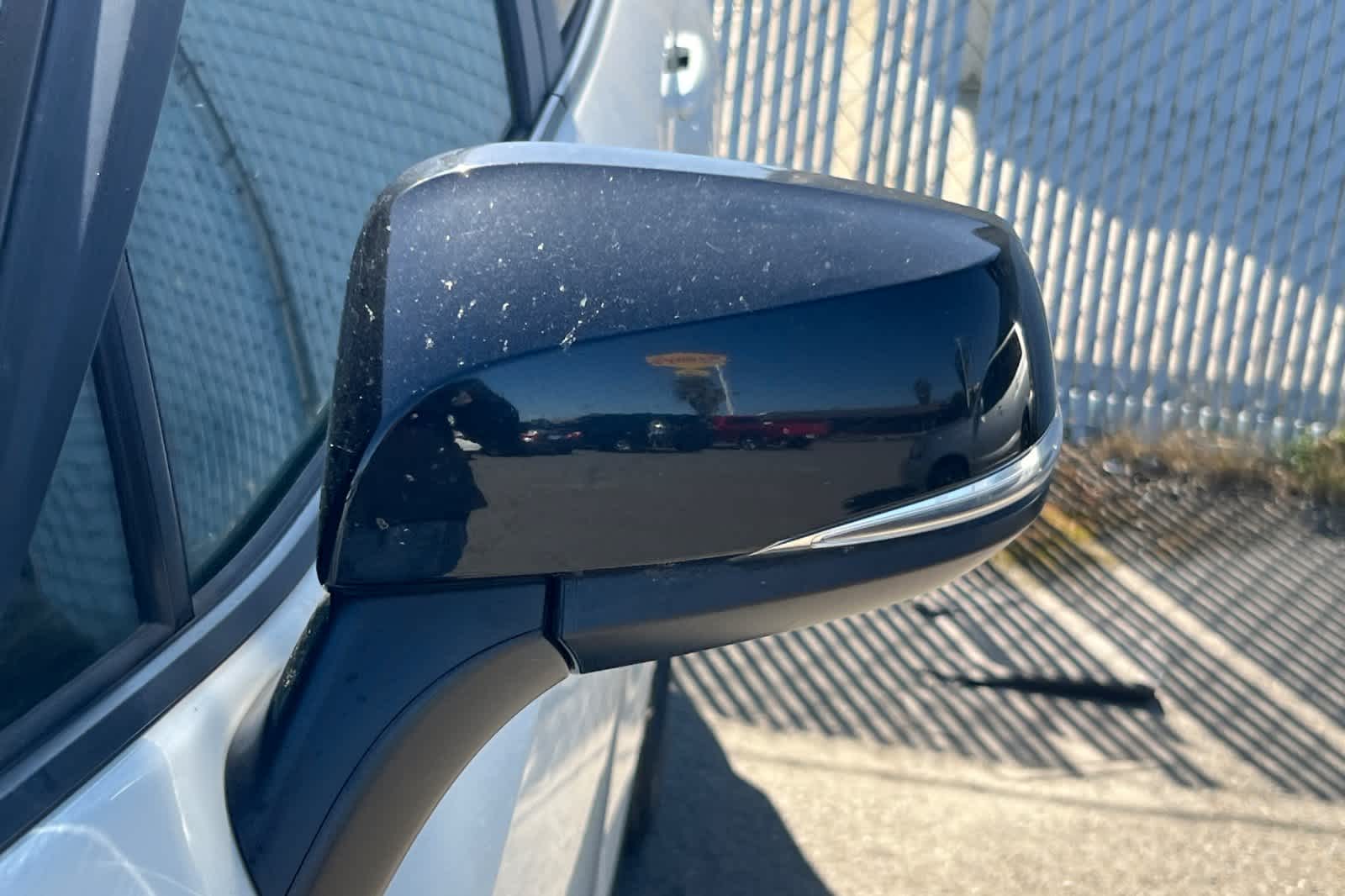 Thumbnail: 2019 Toyota RAV4 - 9