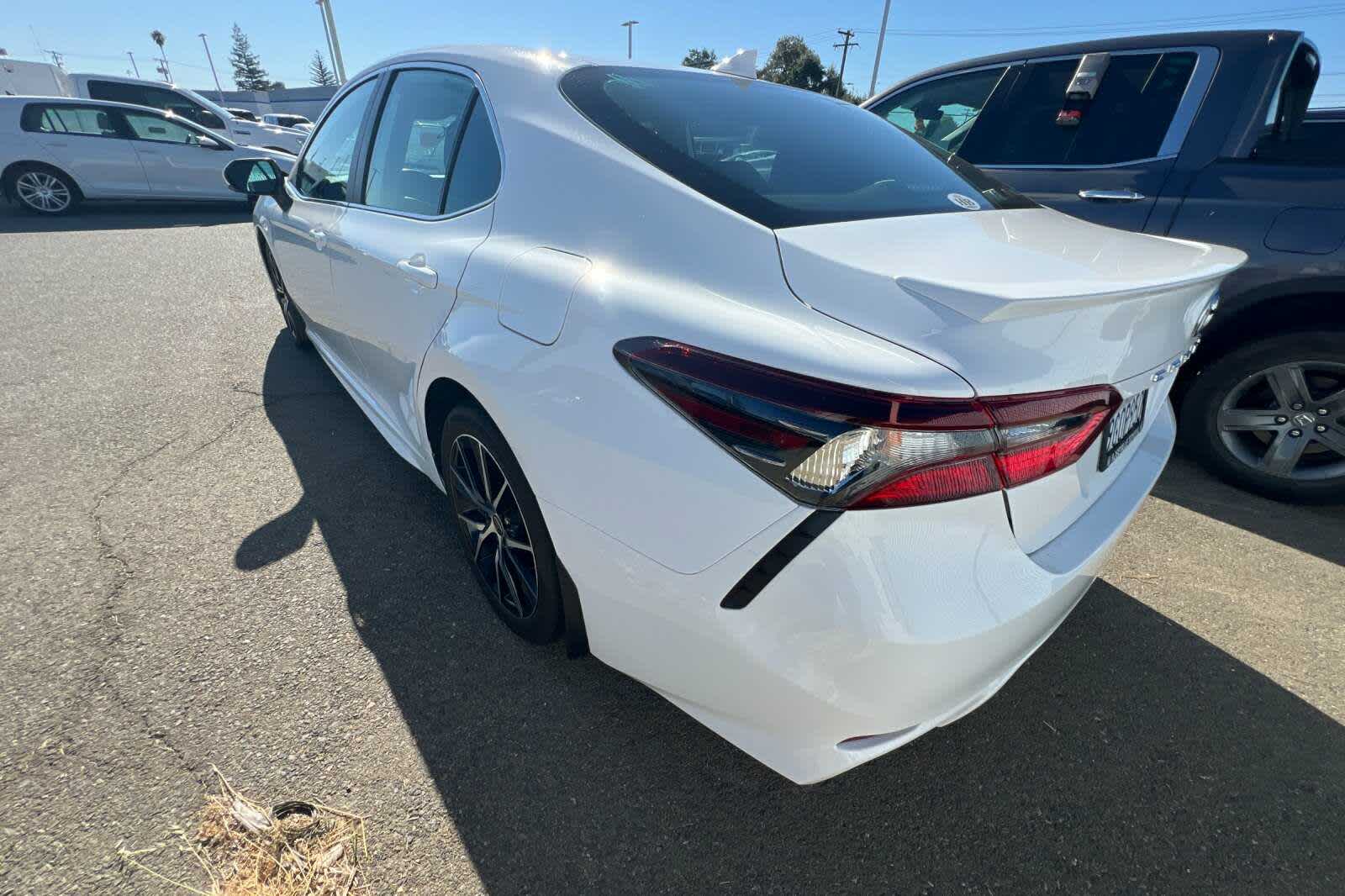 Thumbnail: 2023 Toyota Camry - 4