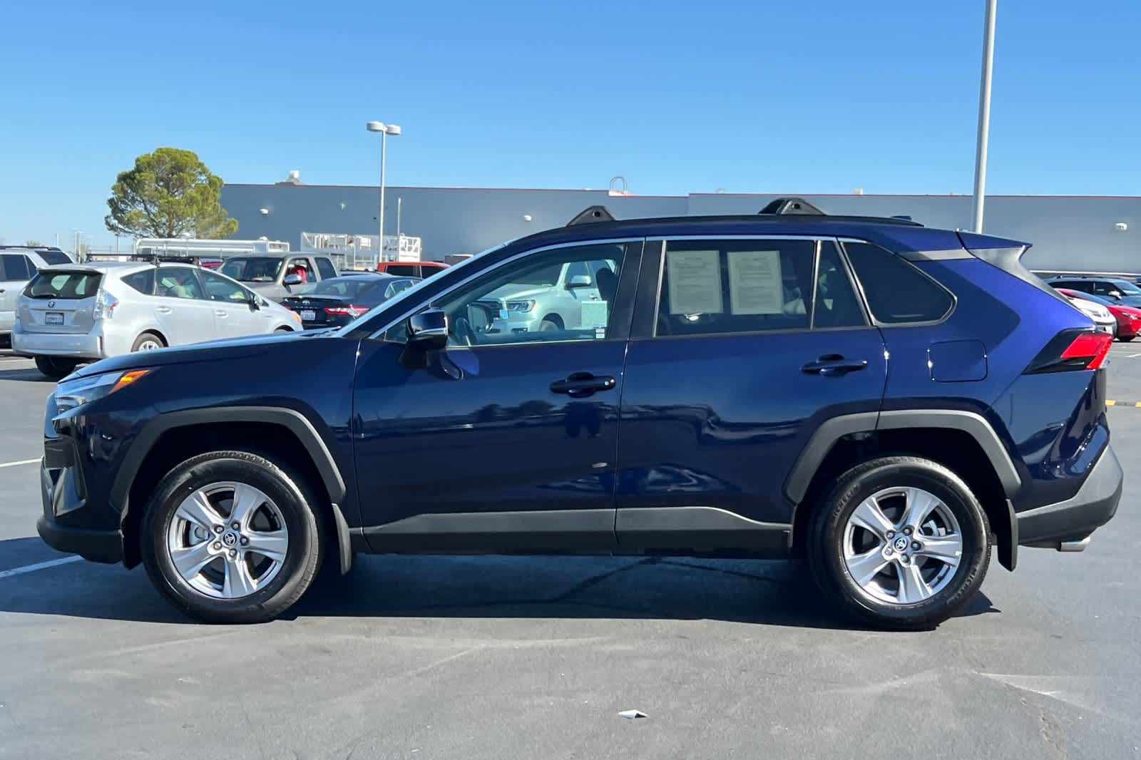 Thumbnail: 2025 Toyota RAV4 - 9