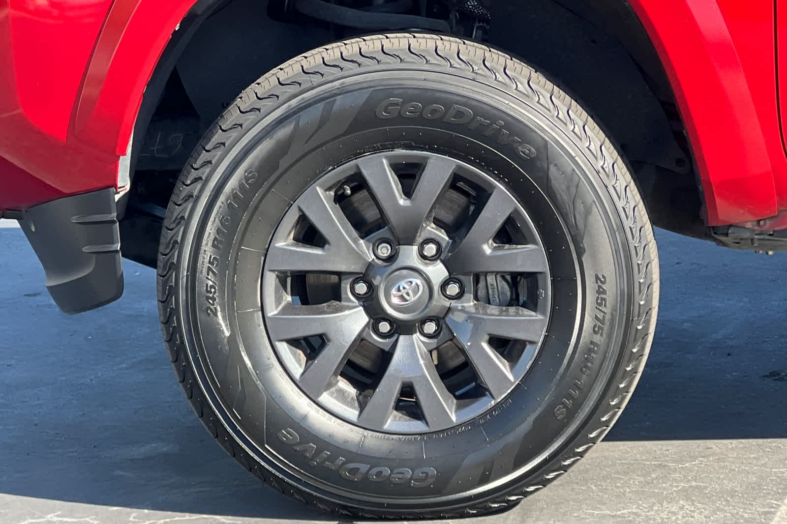 Thumbnail: 2023 Toyota Tacoma - 27