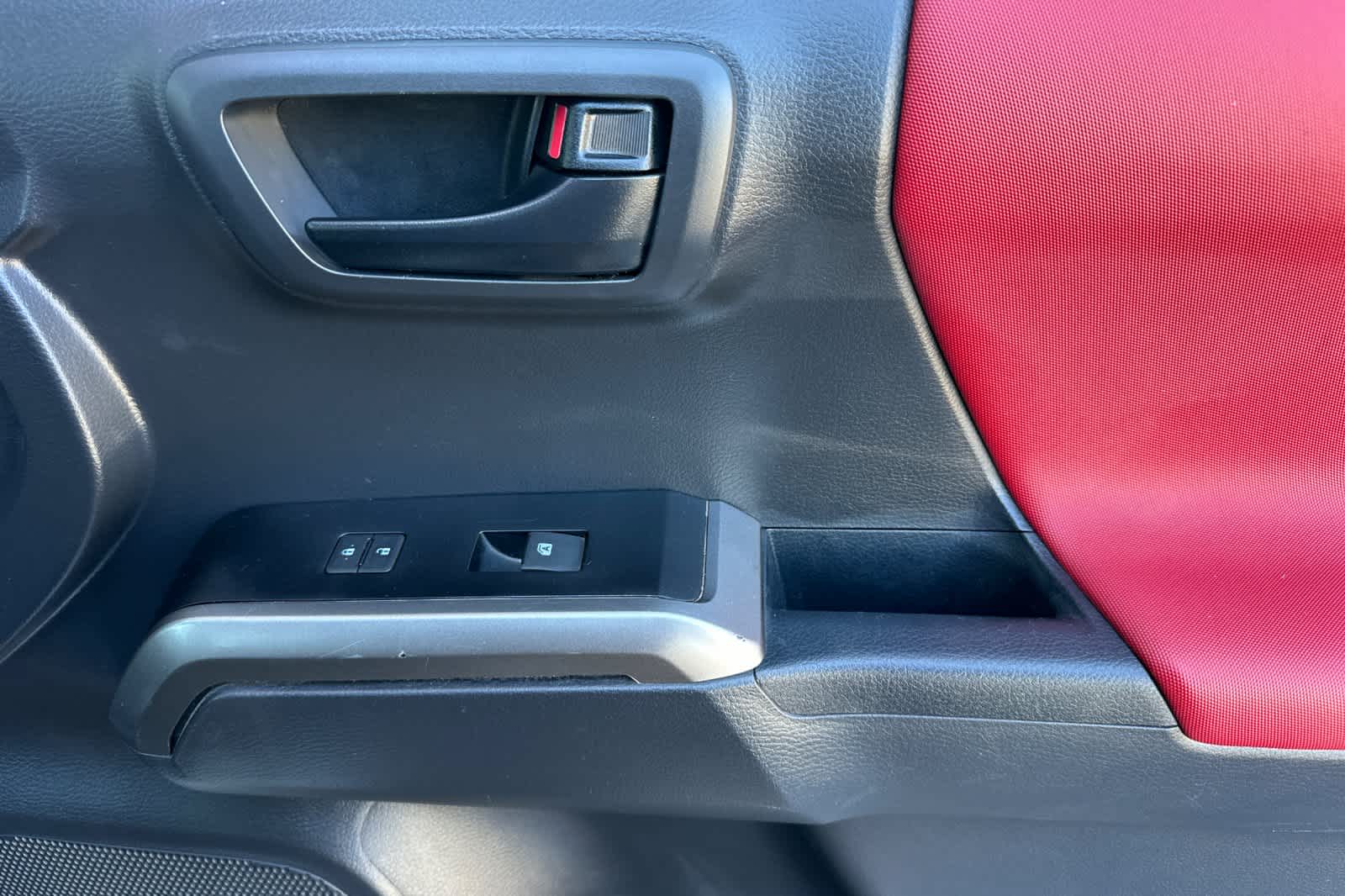 Thumbnail: 2023 Toyota Tacoma - 17