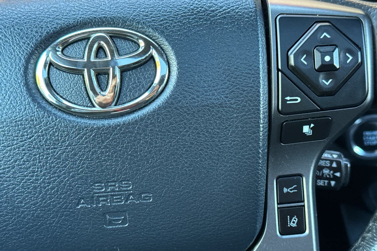 Thumbnail: 2019 Toyota Tacoma - 26