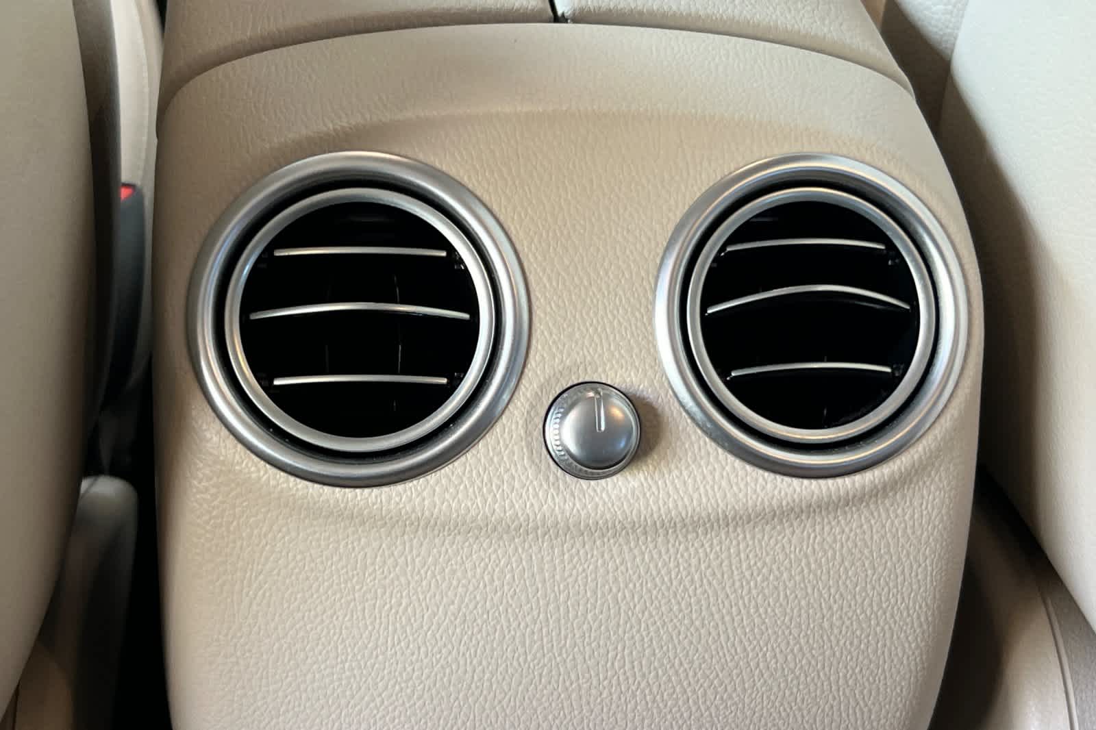 Thumbnail: 2021 Mercedes-Benz GLC - 14