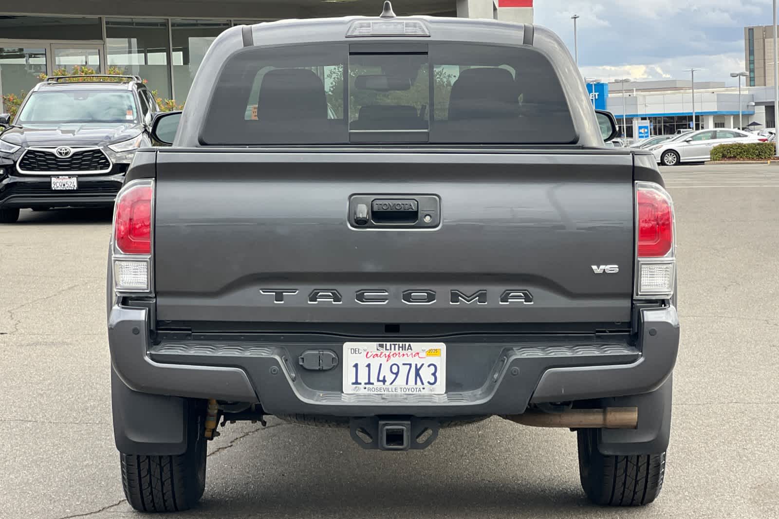 Thumbnail: 2022 Toyota Tacoma - 8