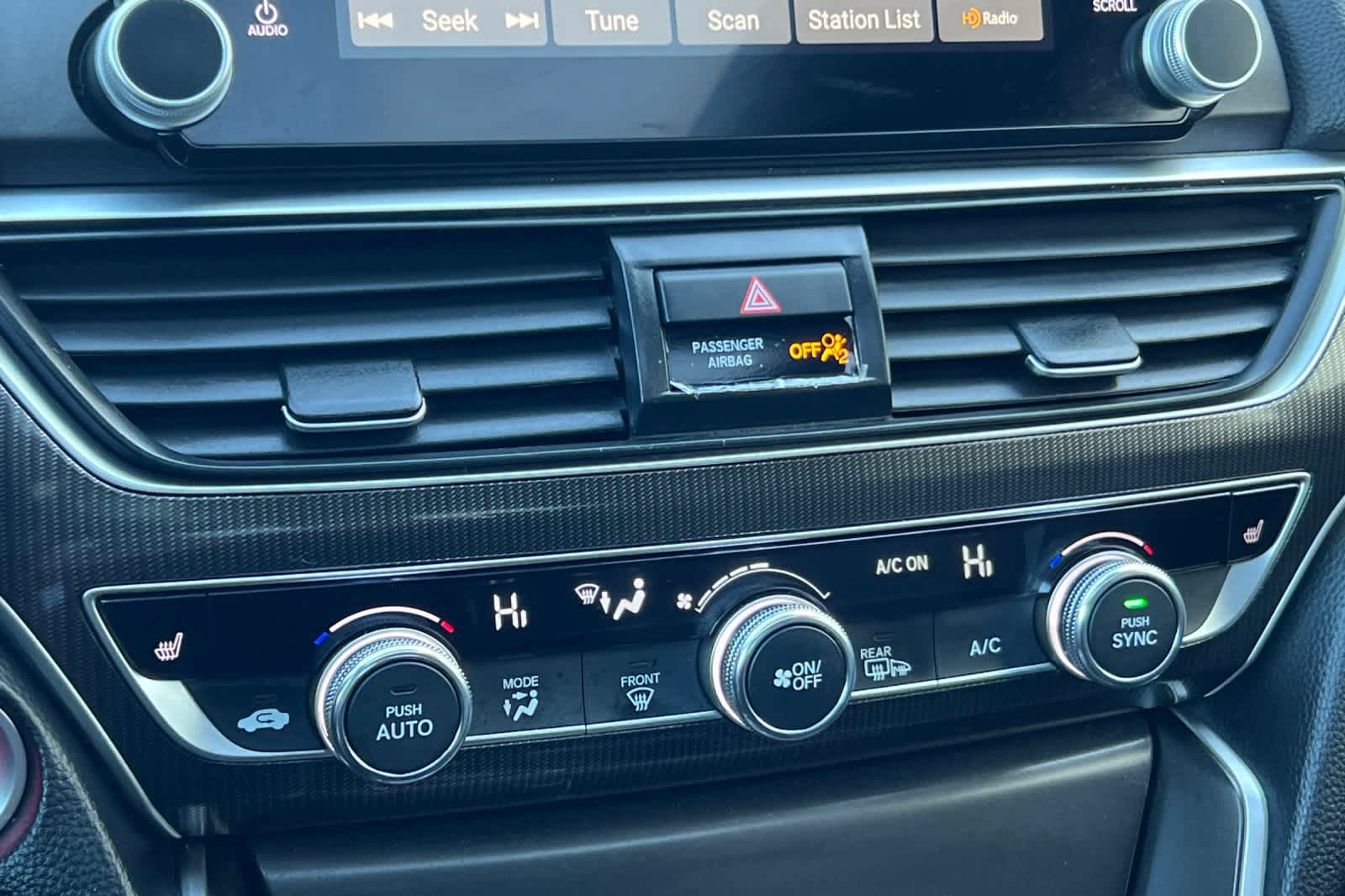 Thumbnail: 2019 Honda Accord - 21