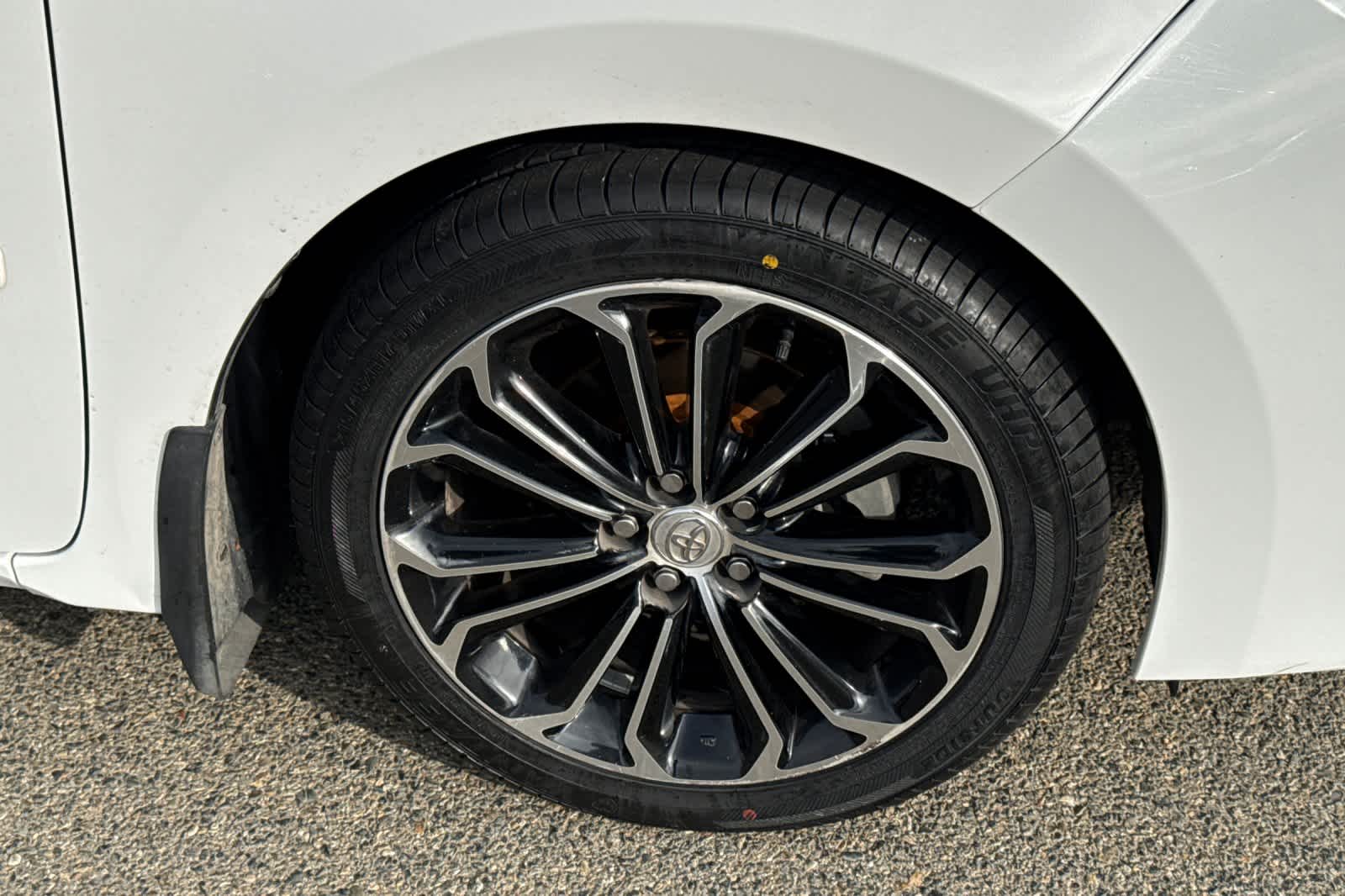 Thumbnail: 2016 Toyota Corolla - 12