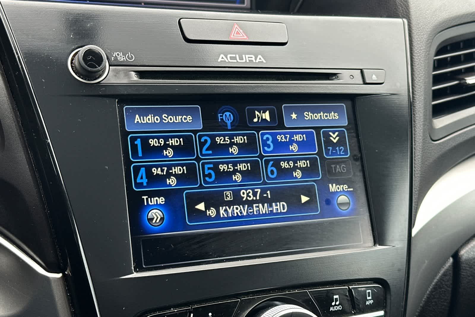 Thumbnail: 2018 Acura ILX - 18