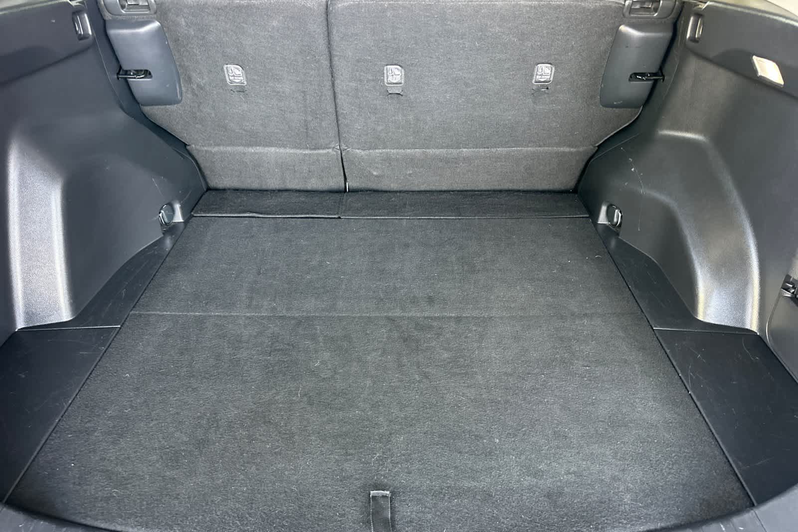 Thumbnail: 2022 Toyota RAV4 - 16