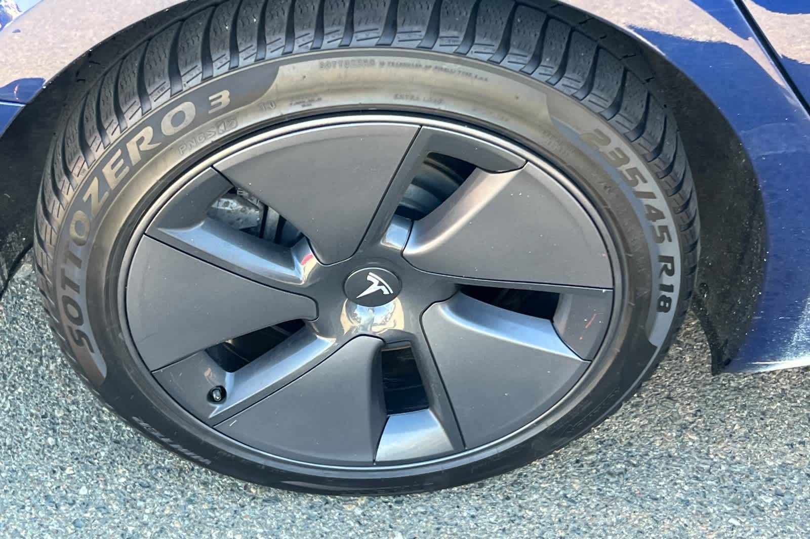 Thumbnail: 2022 Tesla Model 3 - 17