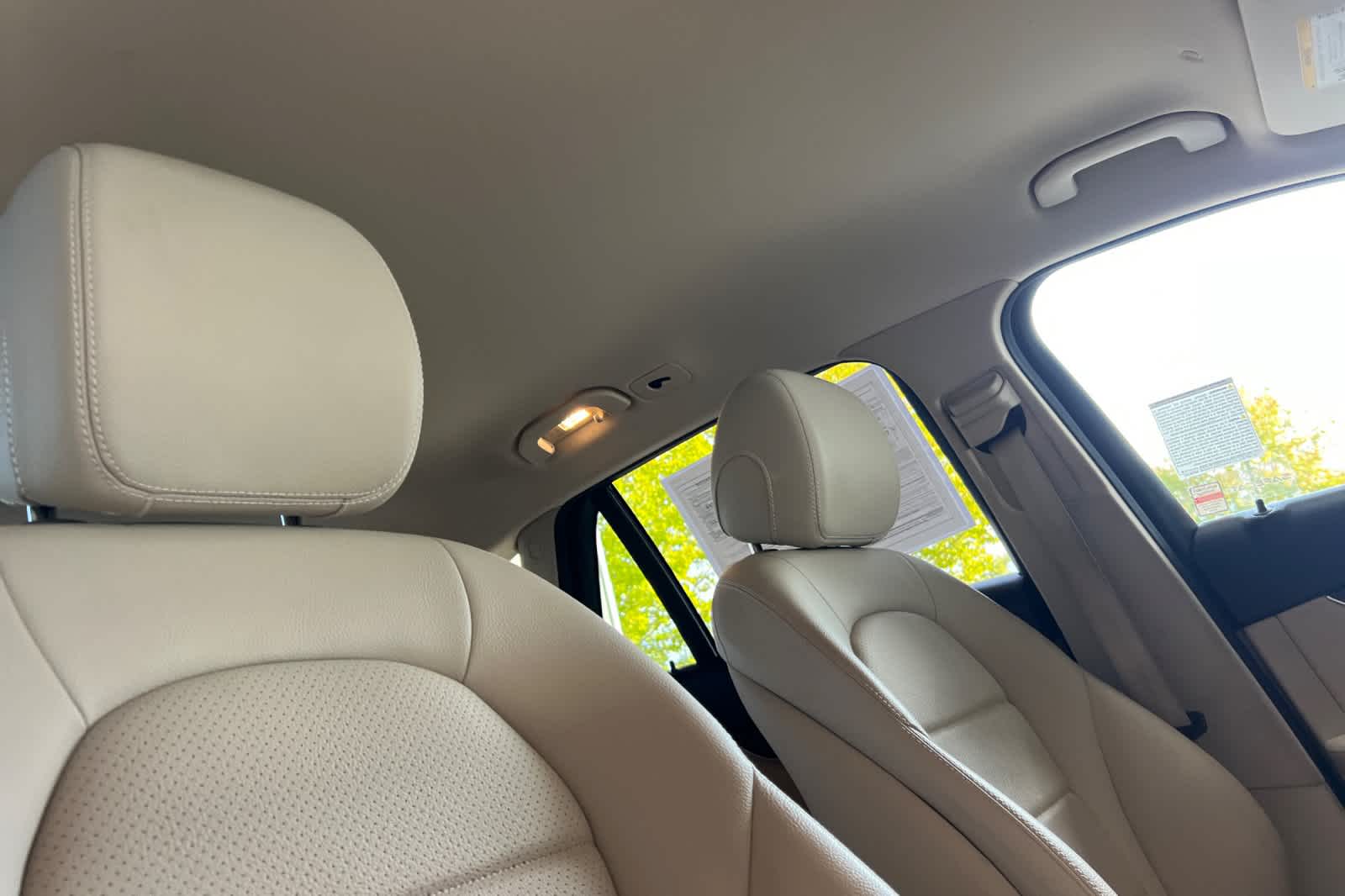 Thumbnail: 2021 Mercedes-Benz GLC - 18