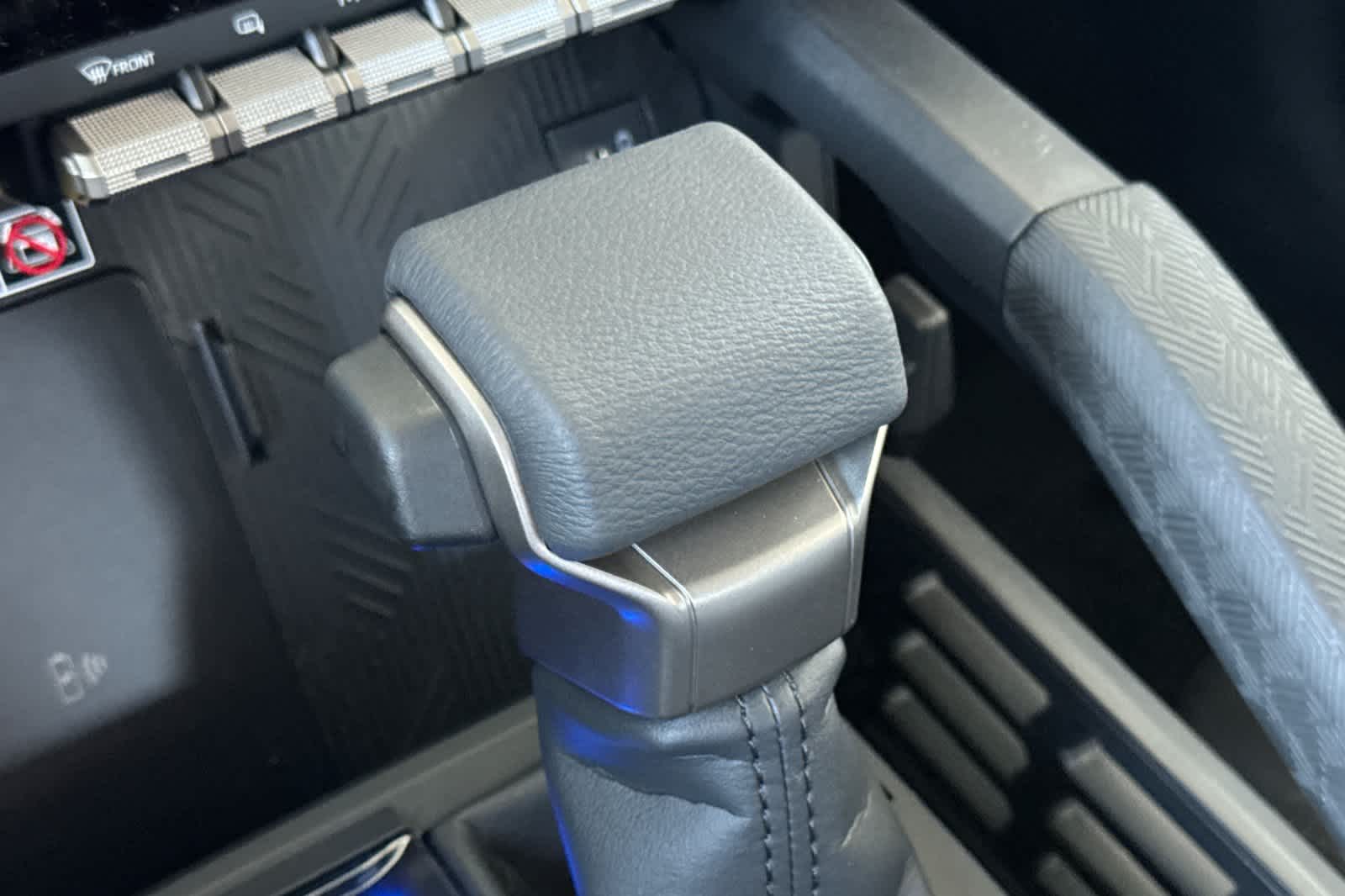 2025 Toyota Tacoma SR5 21