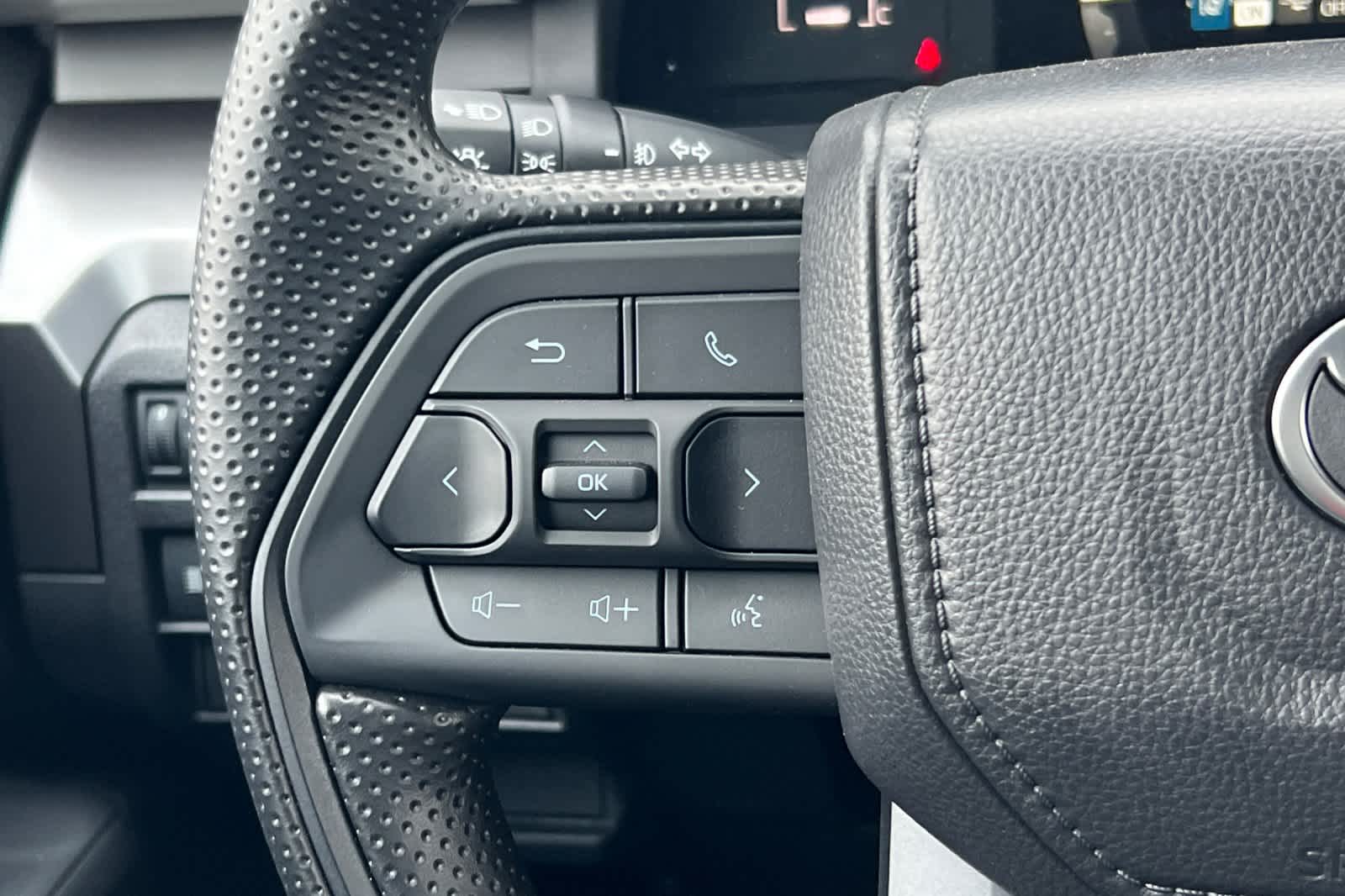 Thumbnail: 2025 Toyota Tacoma - 24