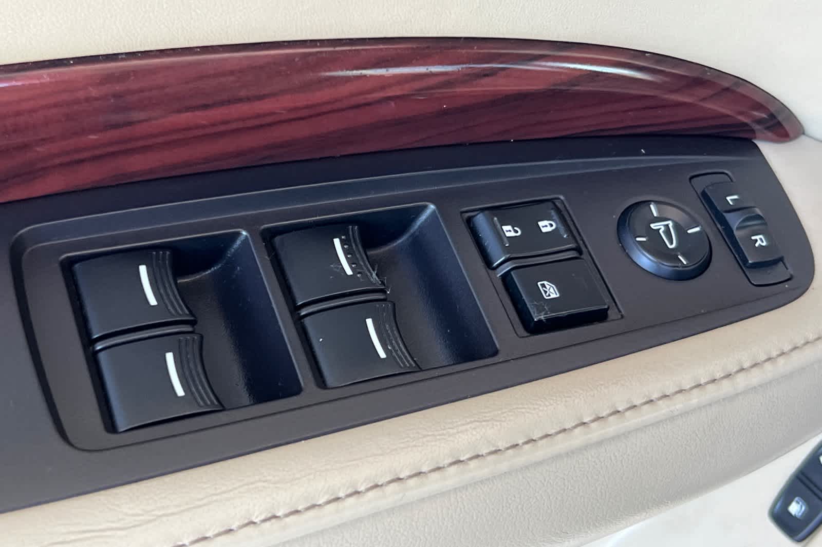 Thumbnail: 2014 Acura MDX - 12