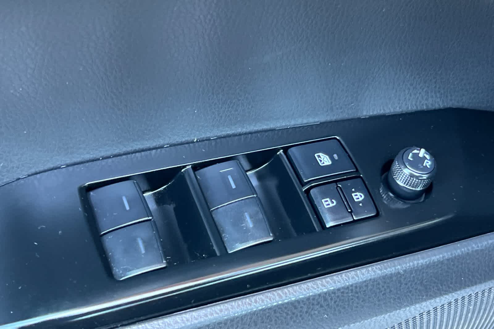 Thumbnail: 2025 Toyota Camry - 13