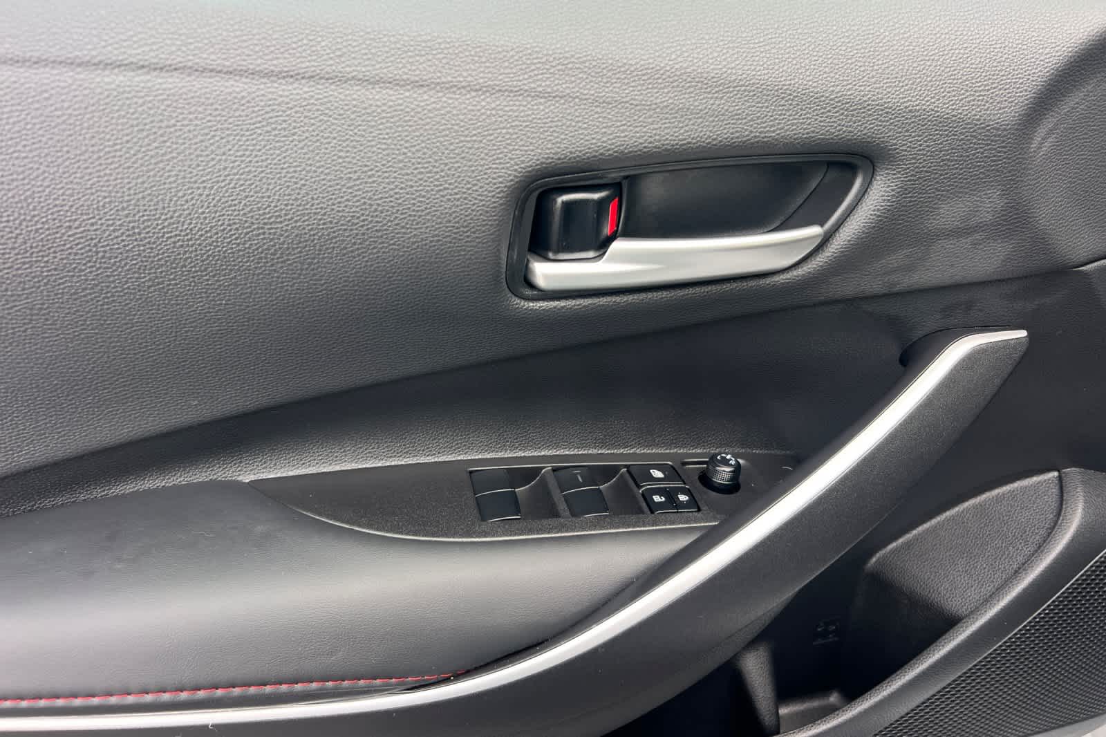 Thumbnail: 2025 Toyota Corolla - 12