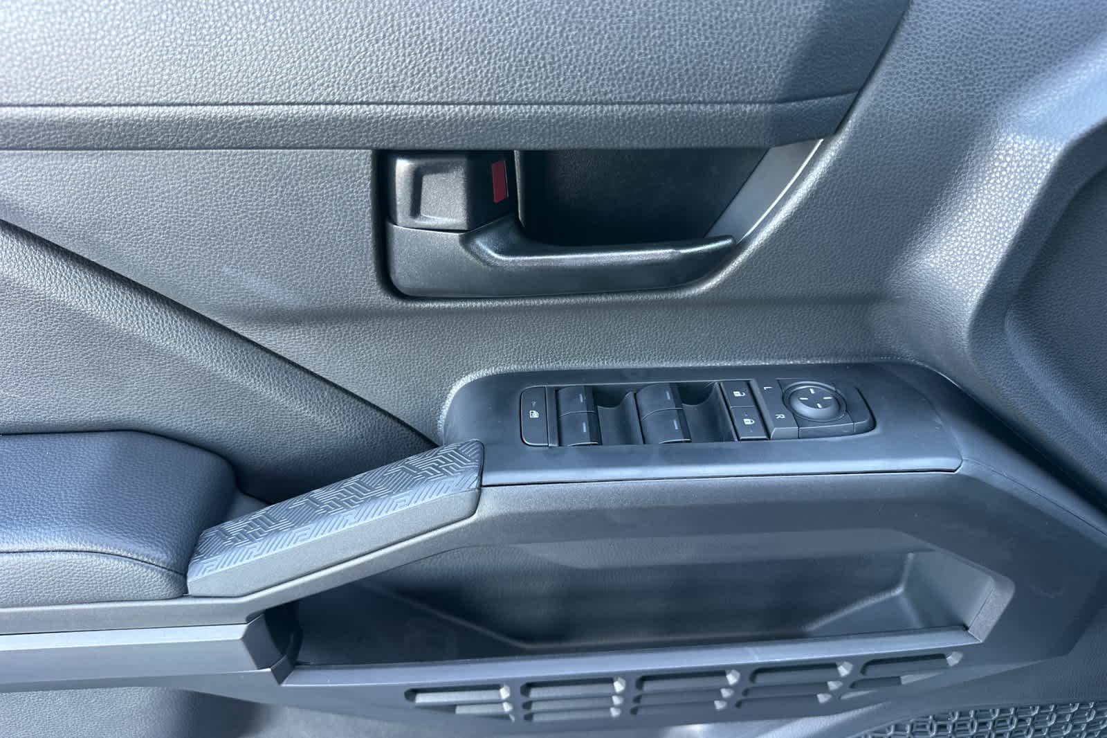 Thumbnail: 2025 Toyota Tacoma - 12