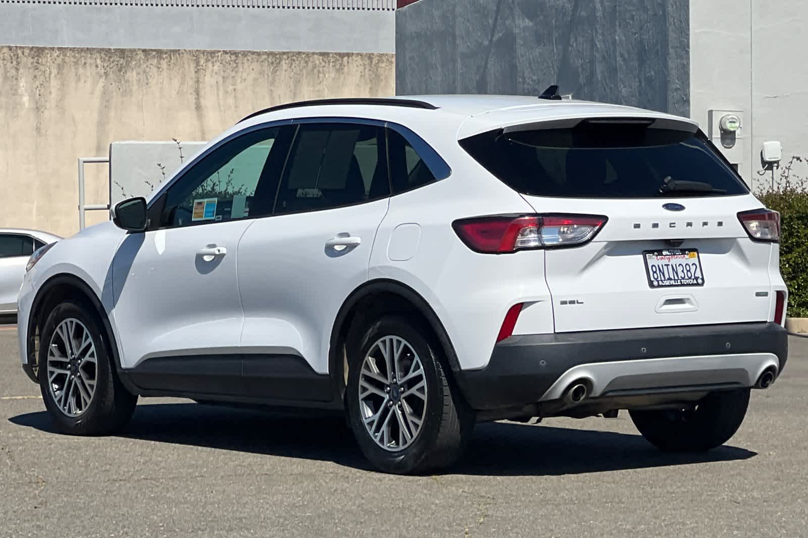 Thumbnail: 2020 Ford Escape - 6