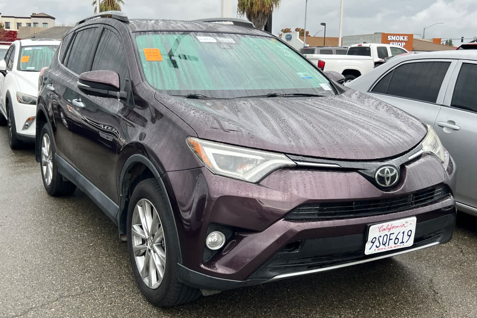Thumbnail: 2017 Toyota RAV4 - 3