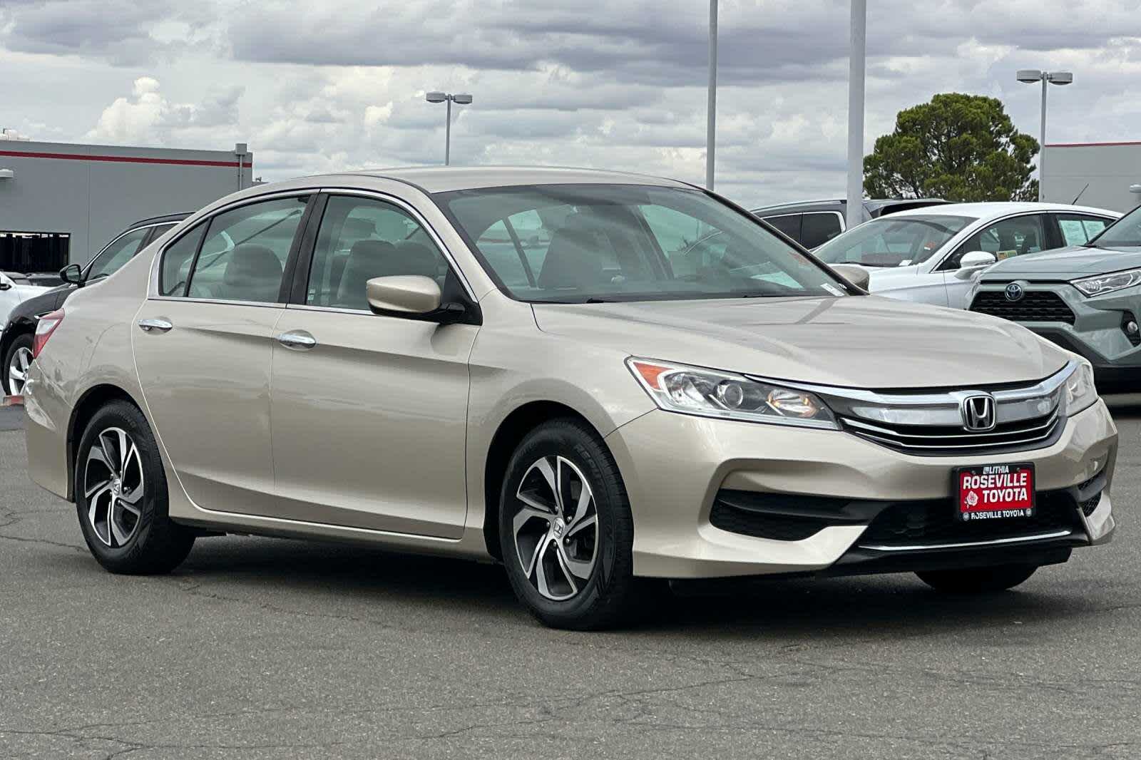 Thumbnail: 2017 Honda Accord - 5