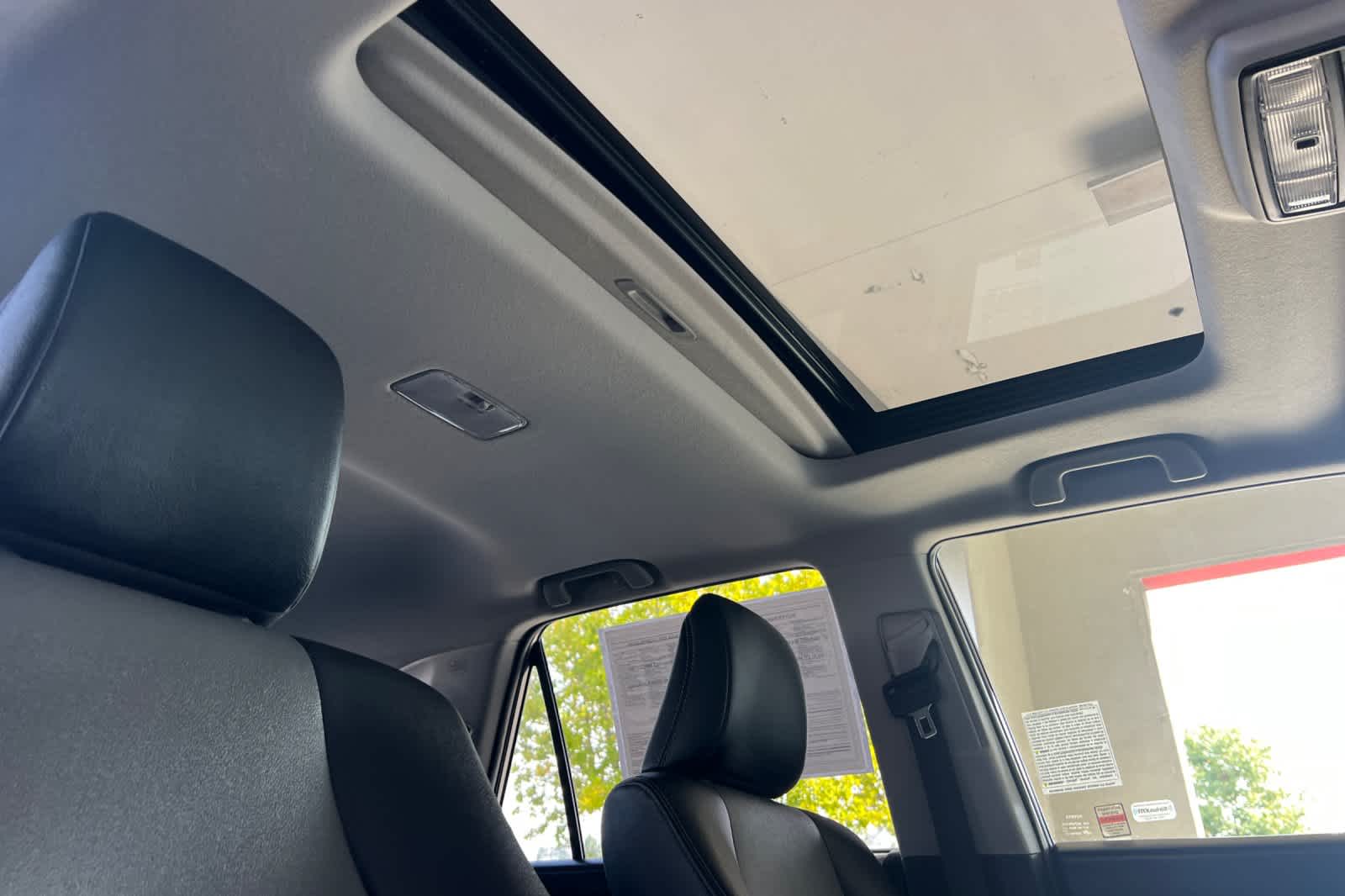 Thumbnail: 2020 Toyota 4Runner - 18