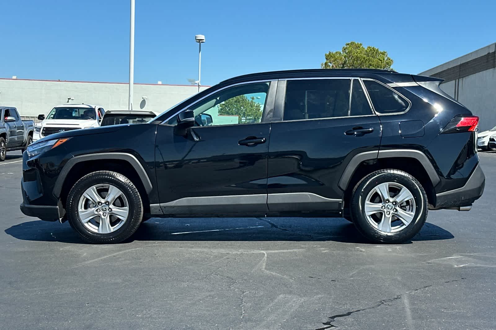 Thumbnail: 2023 Toyota RAV4 - 9