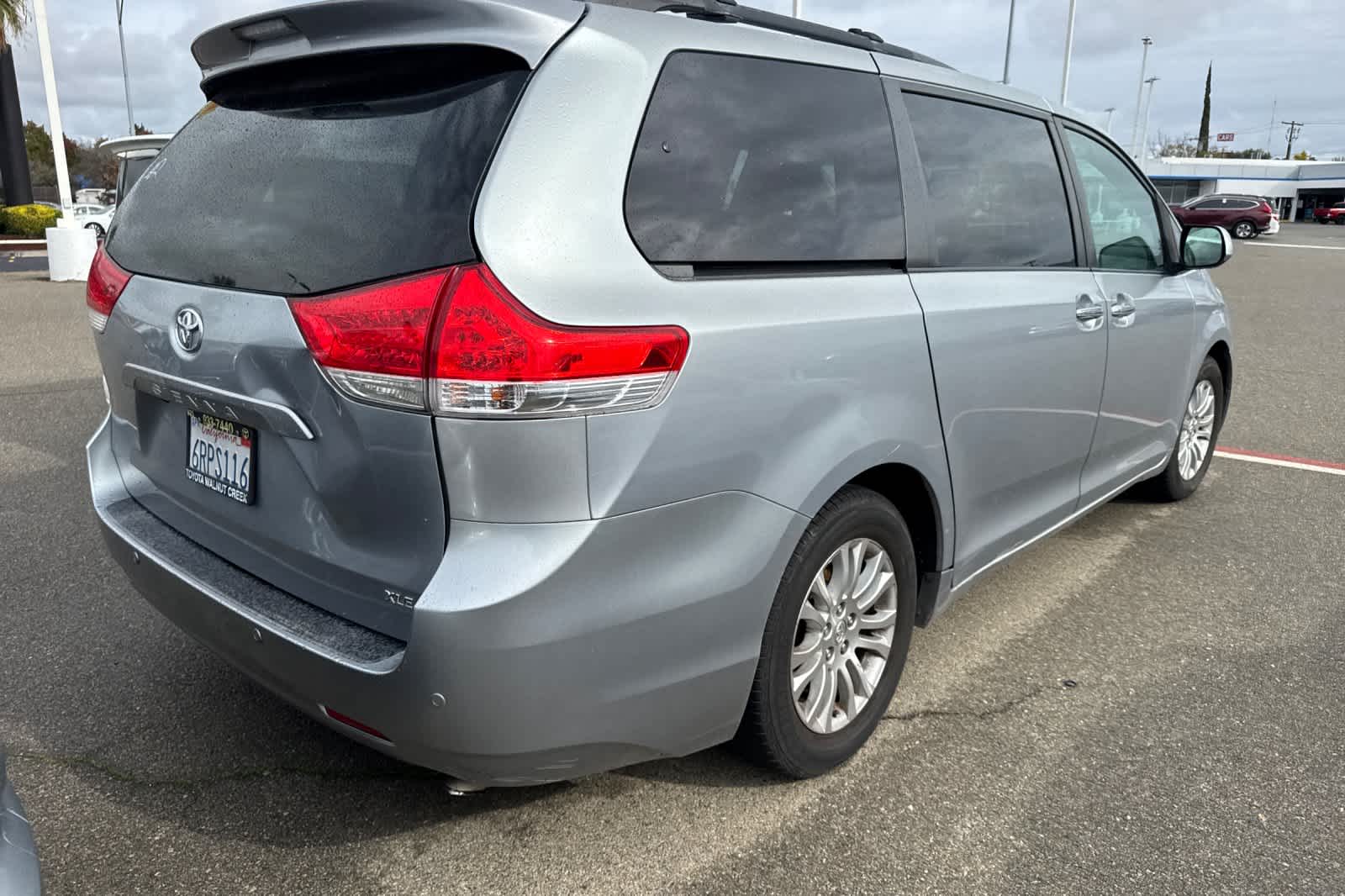 Thumbnail: 2011 Toyota Sienna - 2