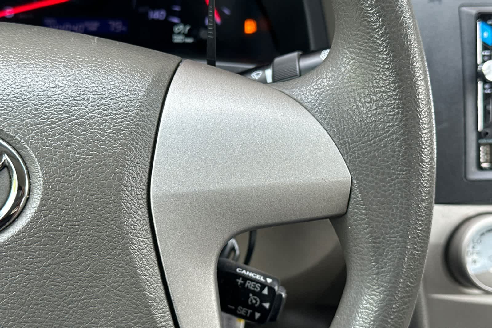 Thumbnail: 2011 Toyota Camry - 24