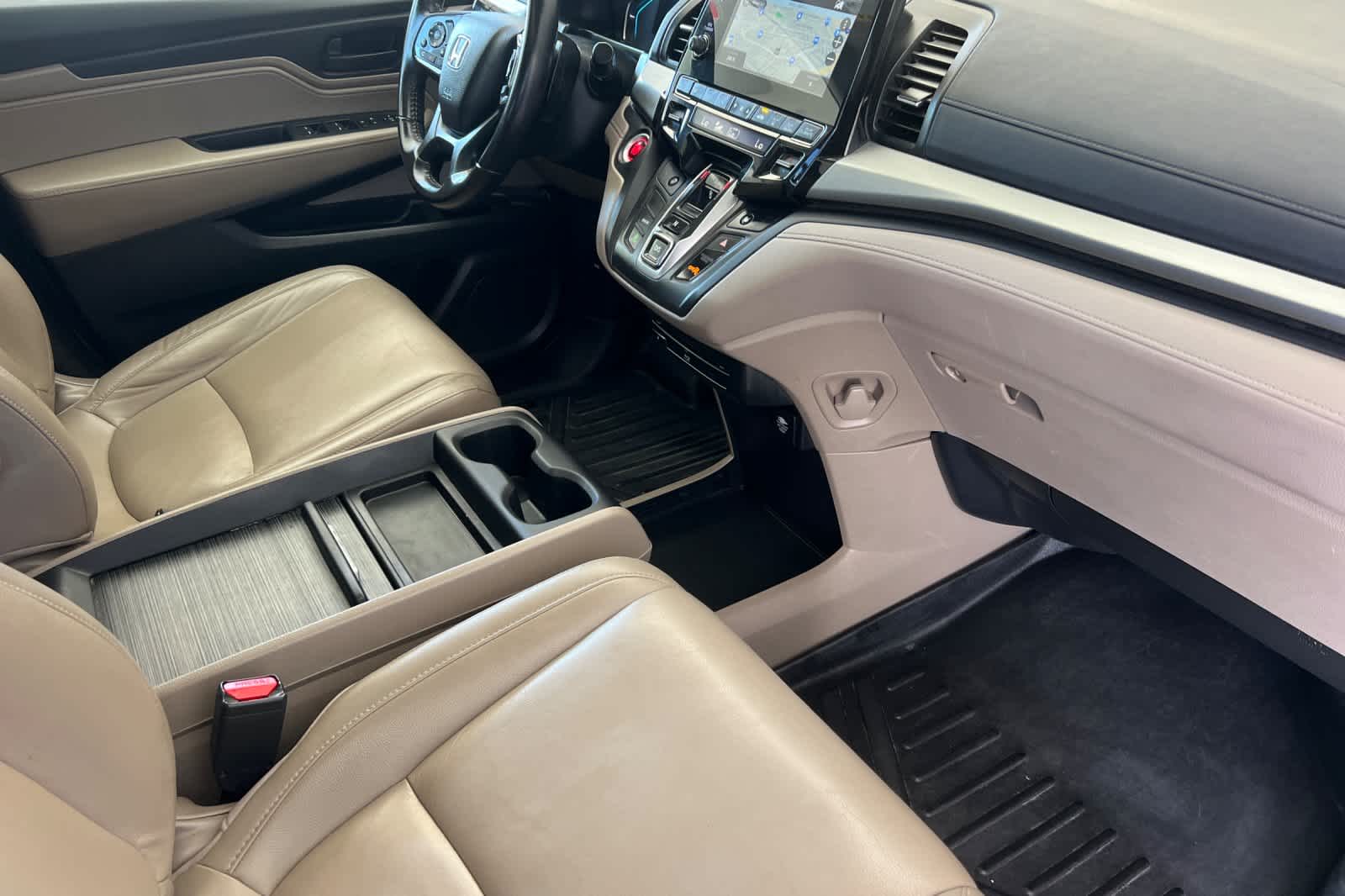 Thumbnail: 2018 Honda Odyssey - 19