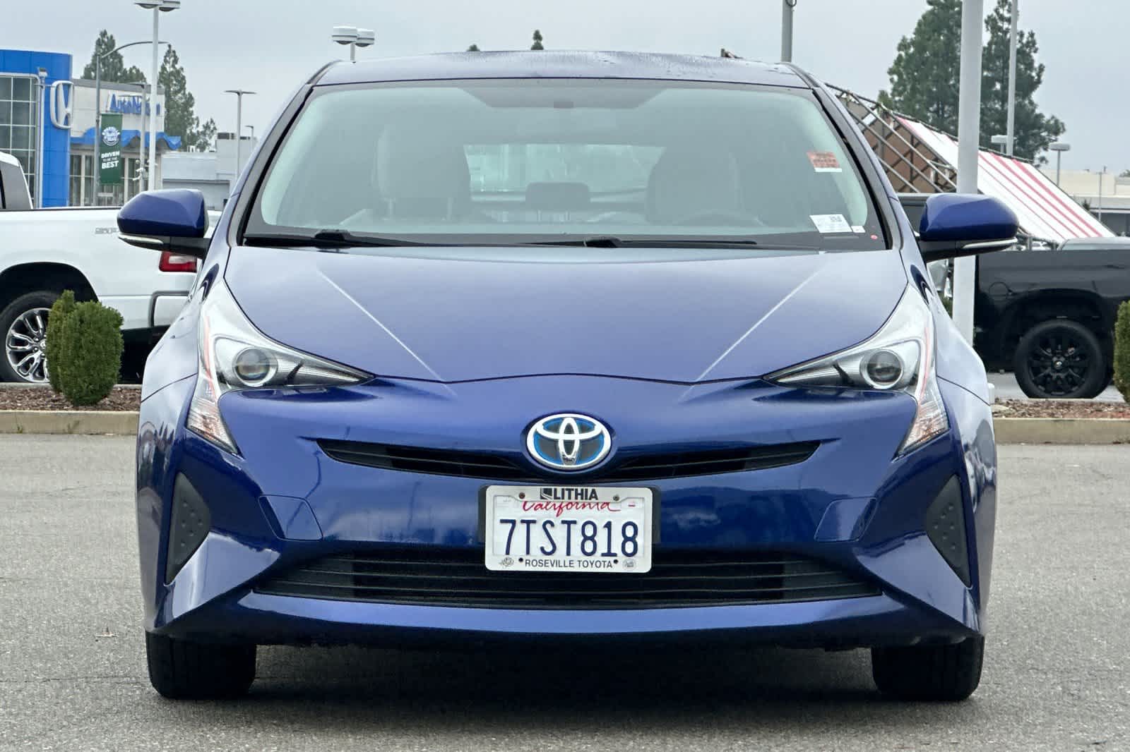 Thumbnail: 2016 Toyota Prius - 10