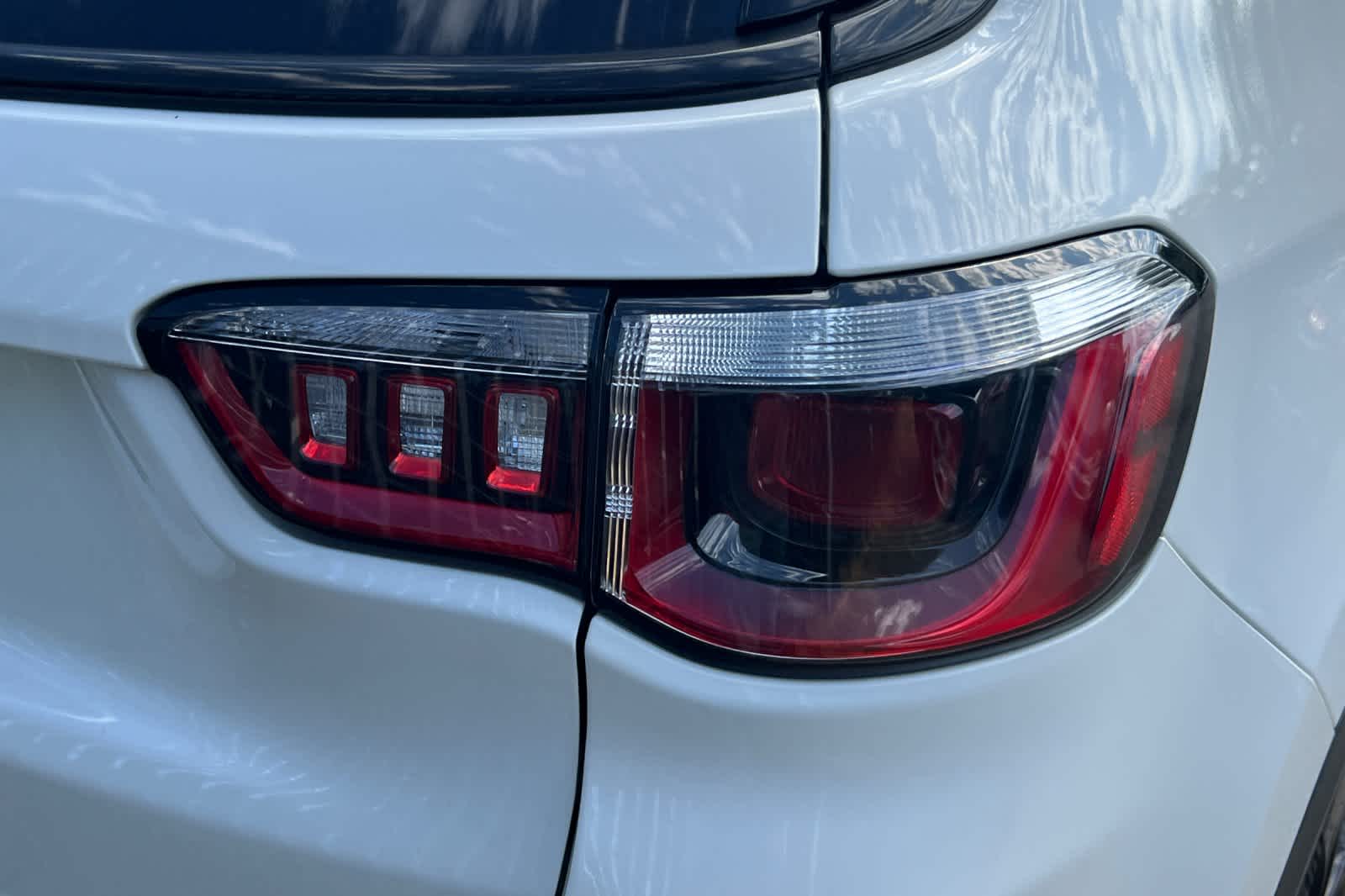 Thumbnail: 2019 Jeep Compass - 16