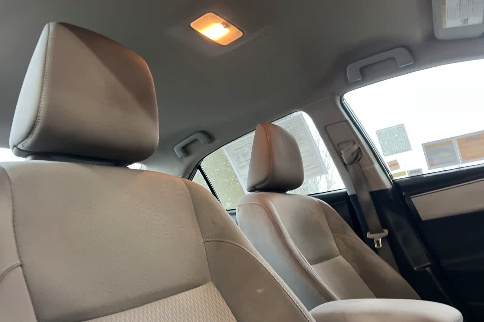 Thumbnail: 2016 Toyota Corolla - 16