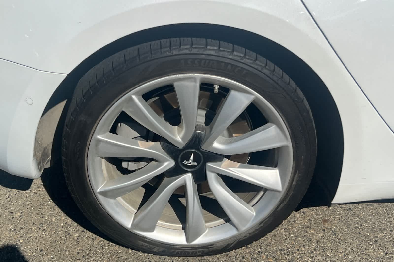 Thumbnail: 2018 Tesla Model 3 - 17