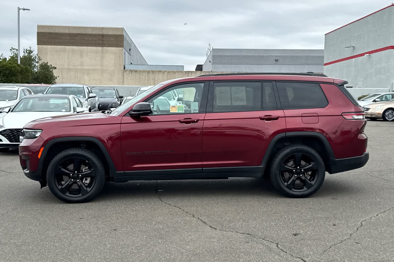 Thumbnail: 2021 Jeep Grand Cherokee L - 9