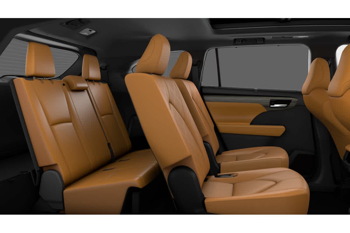 Thumbnail: 2026 Toyota Highlander - 21