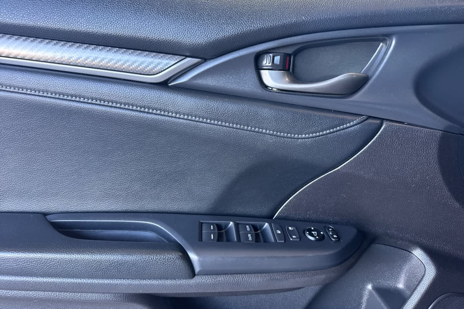 Thumbnail: 2019 Honda Civic - 12