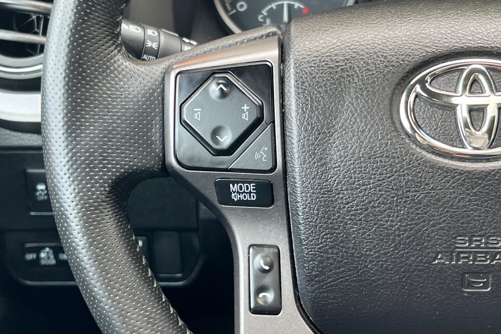 Thumbnail: 2022 Toyota Tacoma - 26