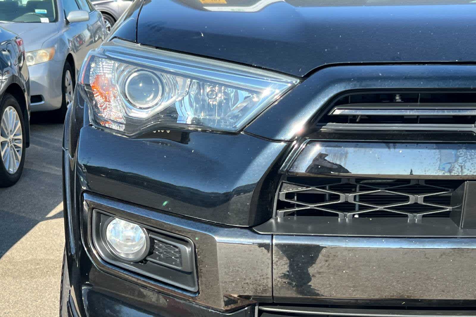 Thumbnail: 2020 Toyota 4Runner - 8