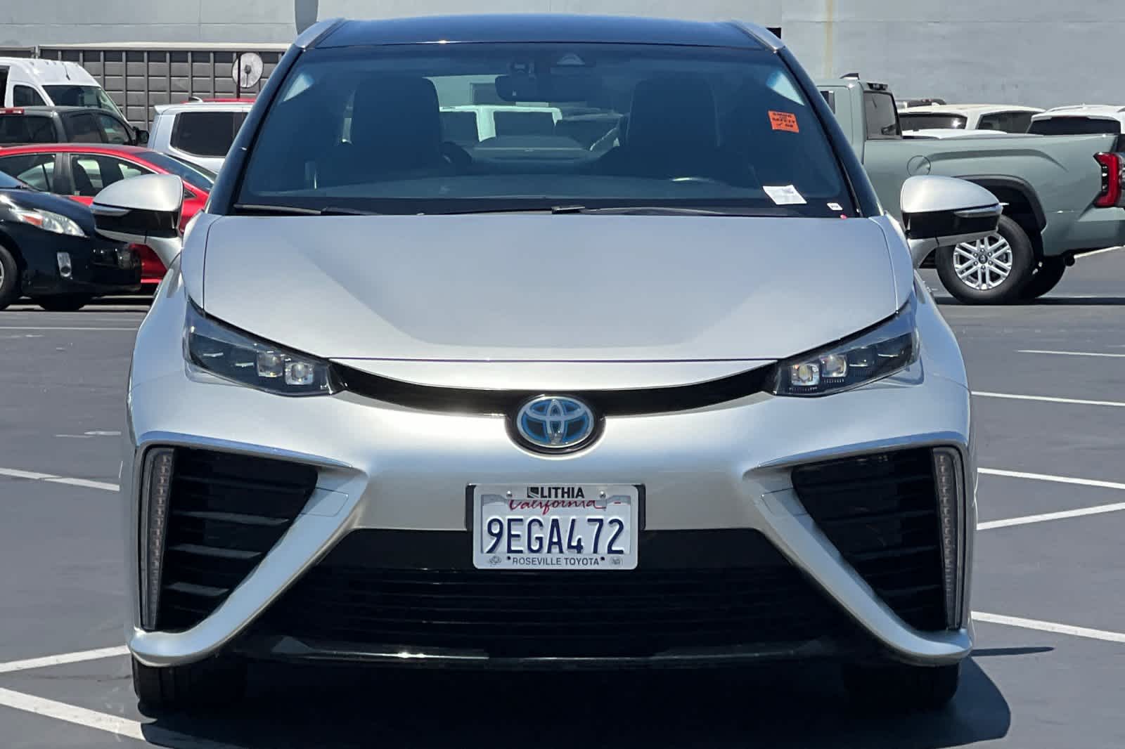 Thumbnail: 2017 Toyota Mirai - 10
